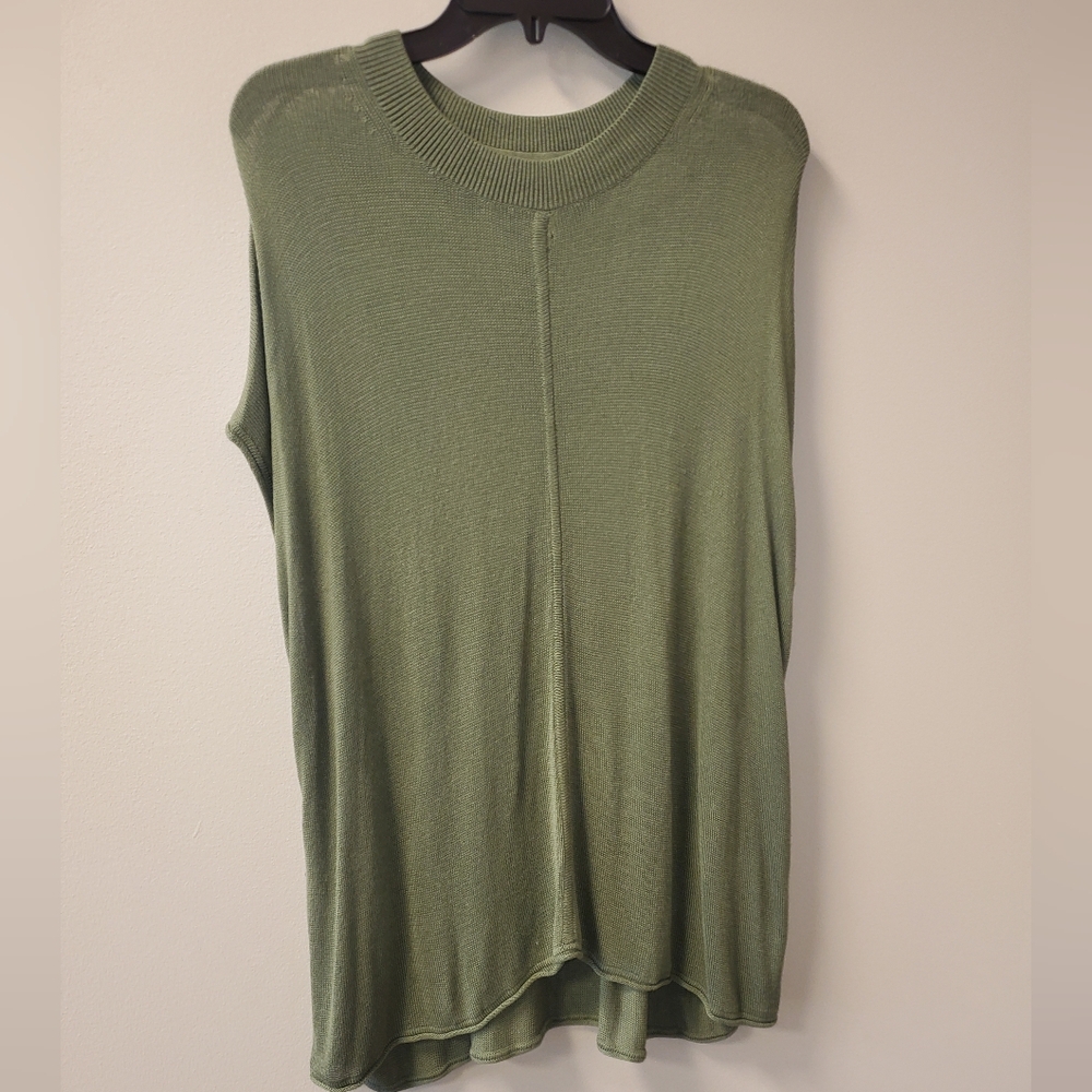 BANANA REPUBLIC Career Minimalist Fine Knit Sleeveless Vest Top Olive Green XXL‎